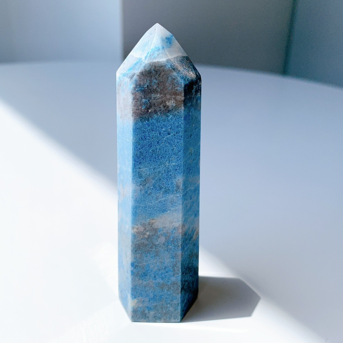 トロレアイト ポイント | ポイント | Crystals by Purely