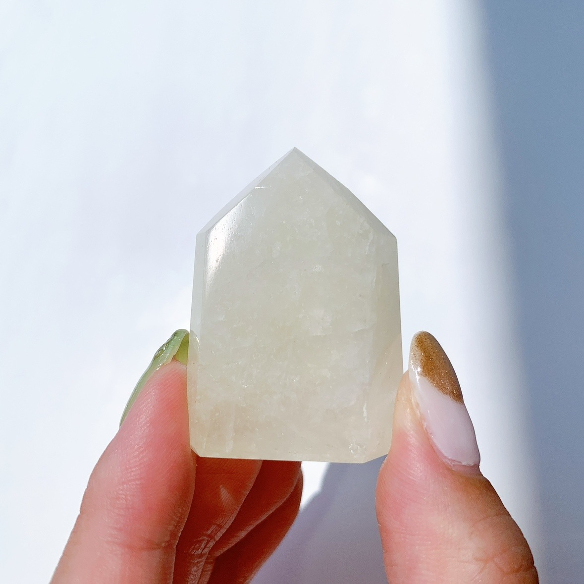 レモンクォーツ（サルファ入り水晶）ポイント | ポイント | Crystals