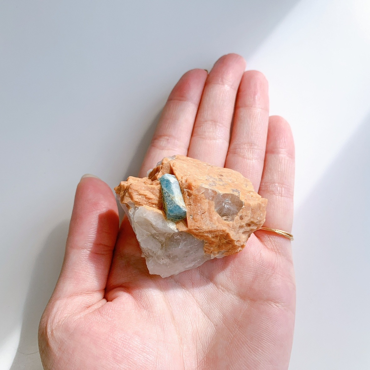 アクアマリン 原石 母岩付き | 原石 | Crystals by Purely
