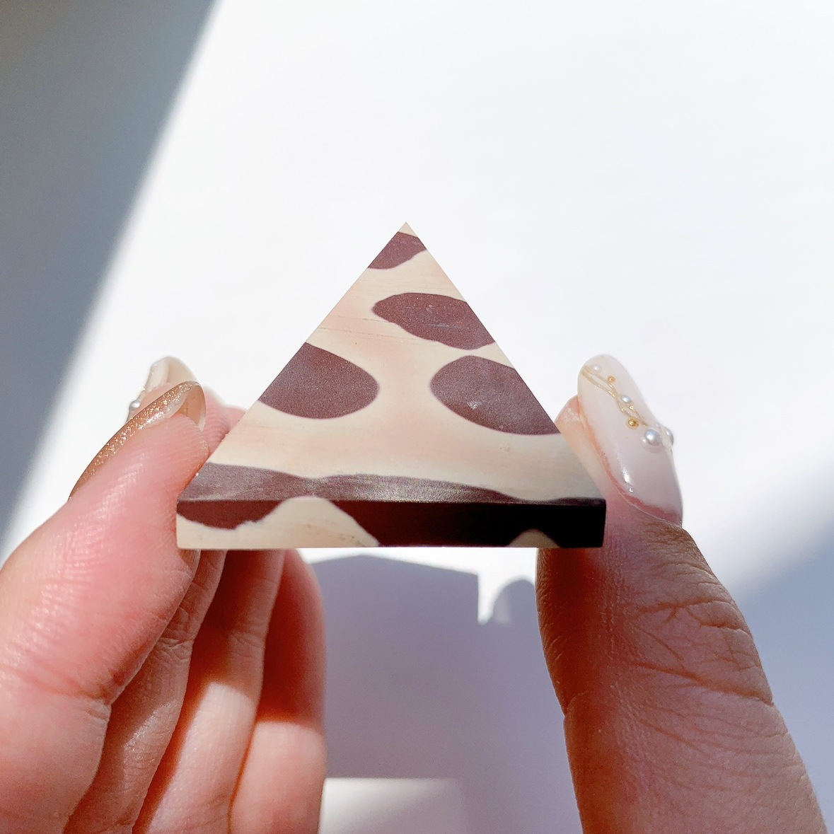 ゼブラストーン ピラミッド型