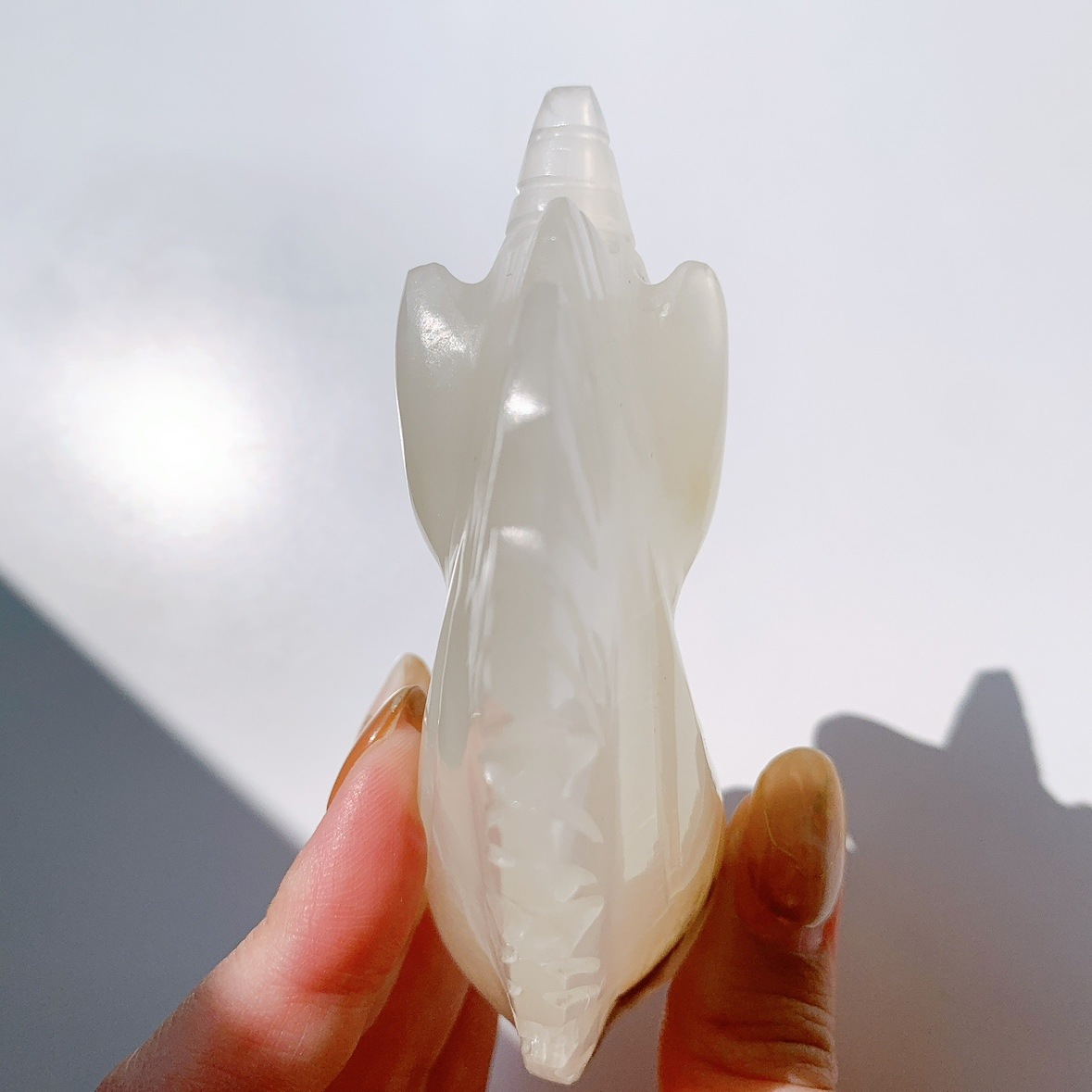 ホワイトオニキス ユニコーン型 | ユニコーン型 | Crystals by Purely