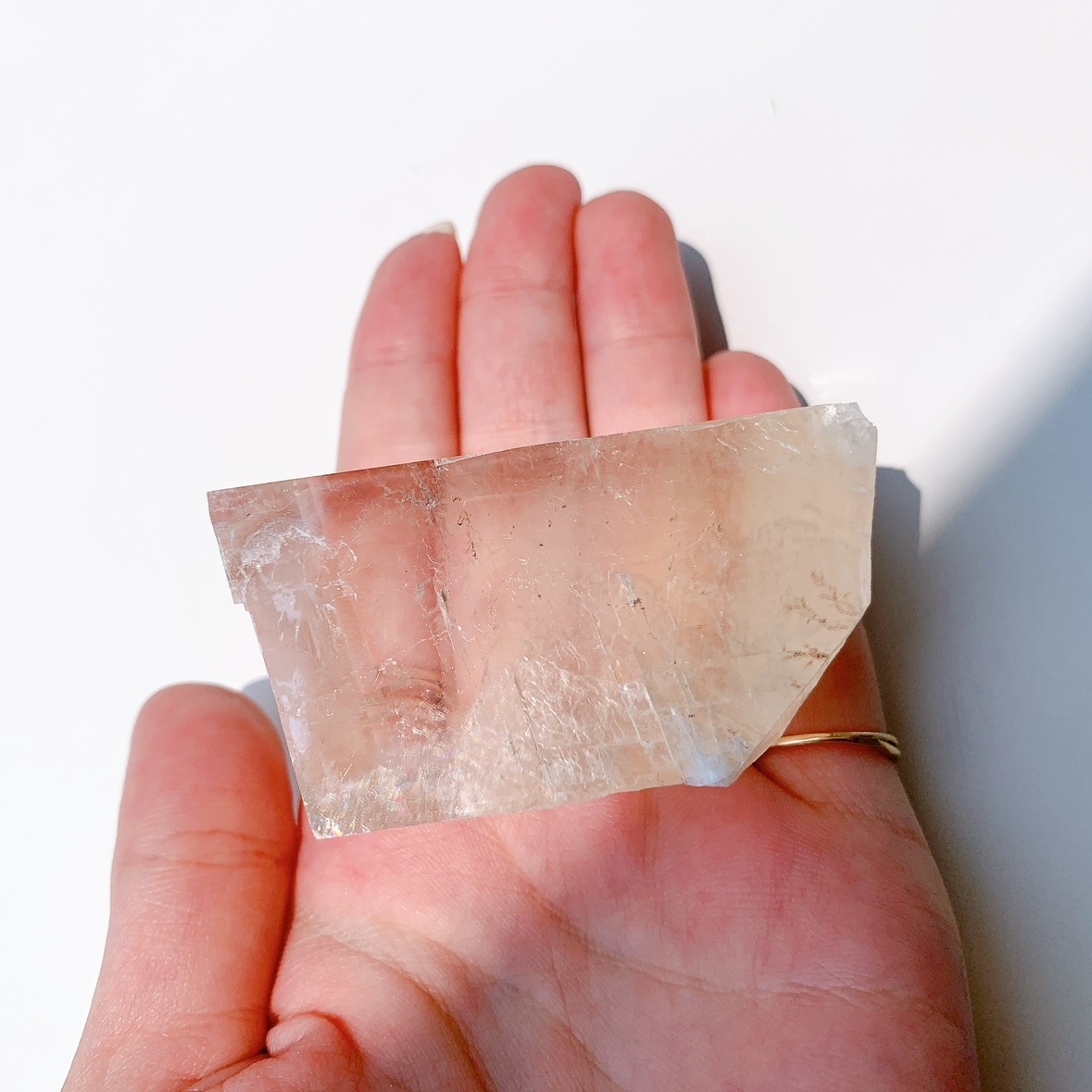 原石（オプティカルカルサイト15）ピンク 原石（オプティカルカルサイト15）ピンクの通販 by kei's shop｜ラクマ