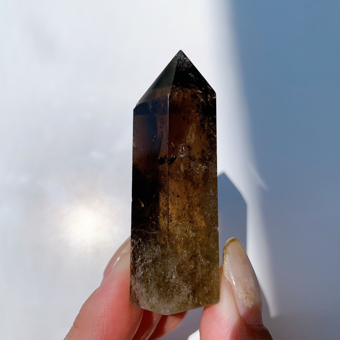 スモーク水晶 スモーキークォーツ ポイント | 飾りやすい ポイント | Crystals by Purely
