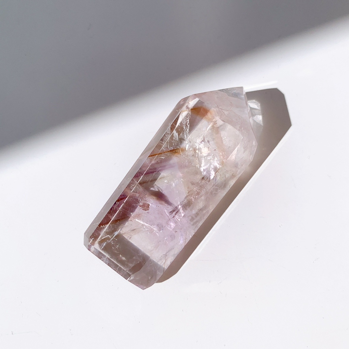 パウエライトファントムアメジスト ポイント | ポイント | Crystals by