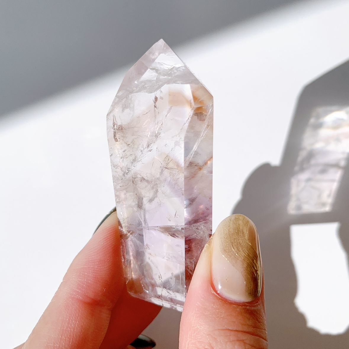 パウエライトファントムアメジスト ポイント | ポイント | Crystals by