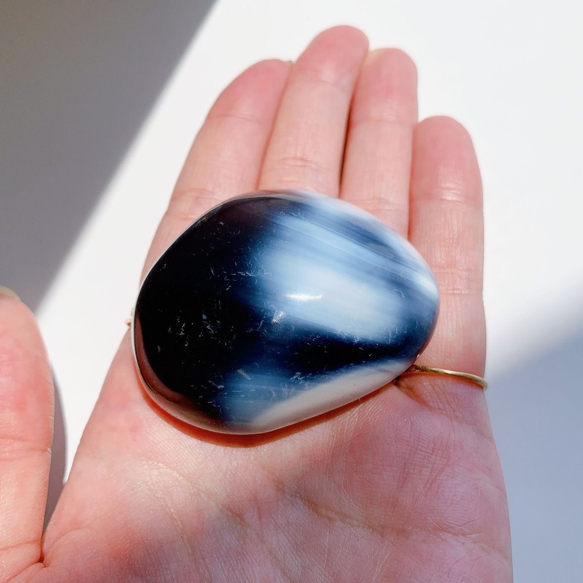 オルカアゲート にぎり石