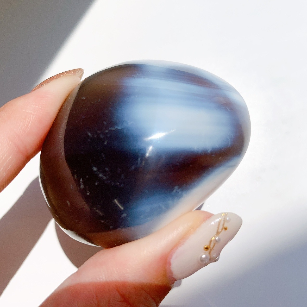 オルカアゲート にぎり石