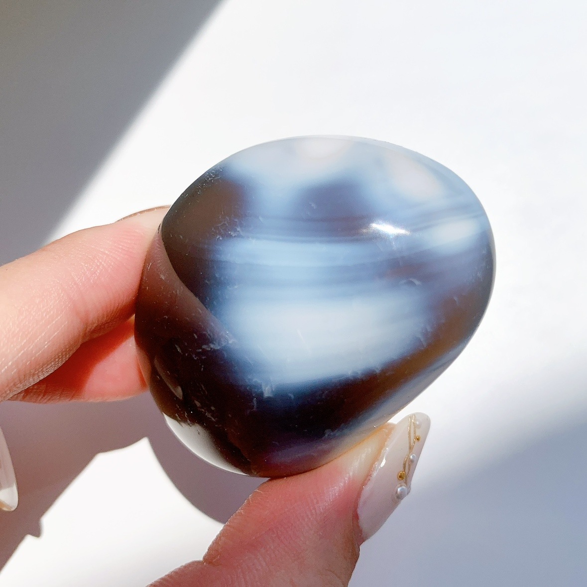 オルカアゲート にぎり石