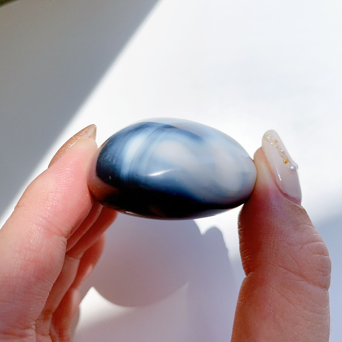 オルカアゲート にぎり石