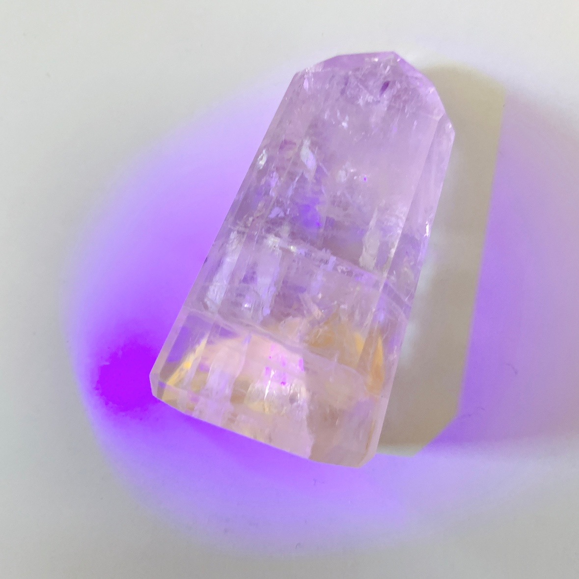 パウエライトファントムアメジスト ポイント