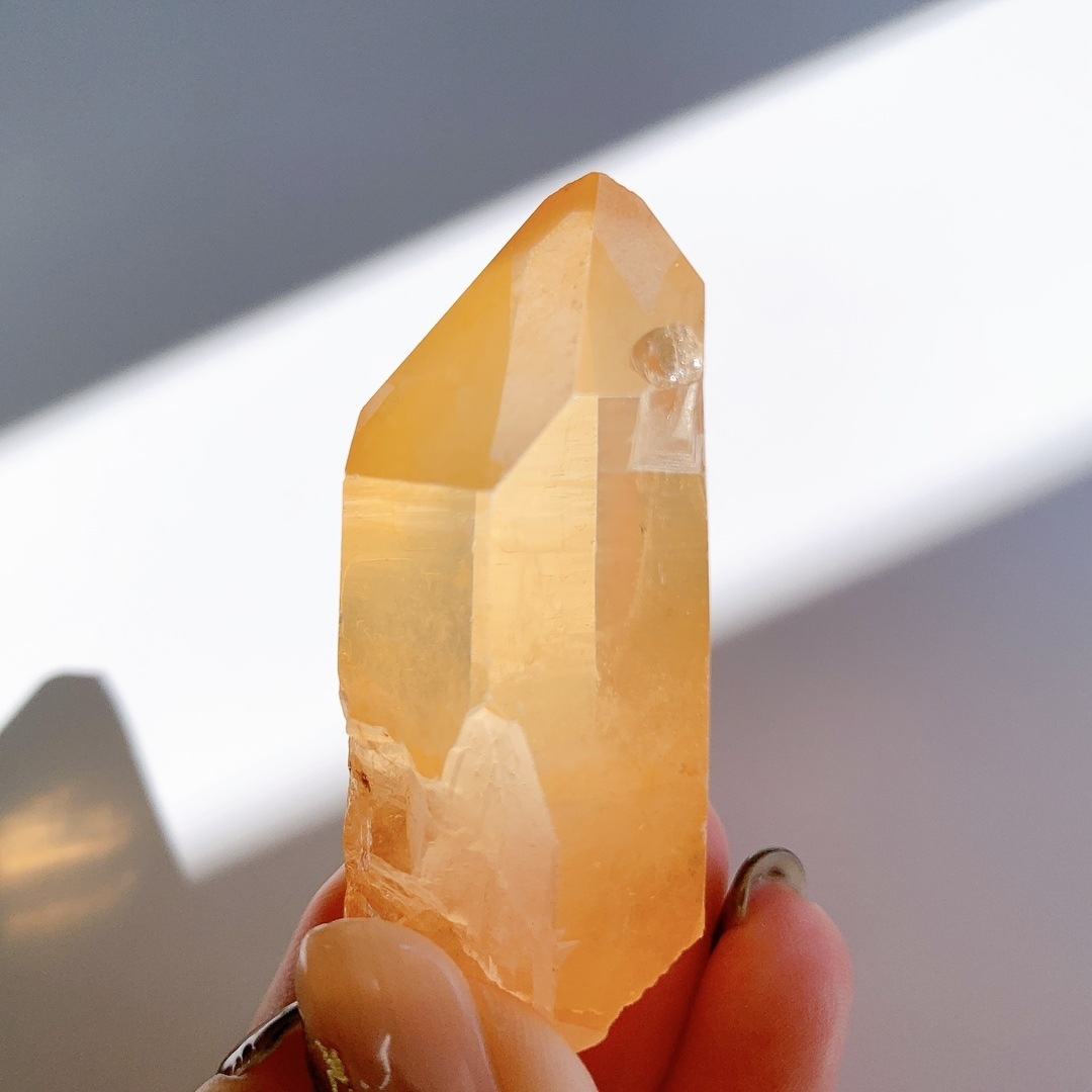 タンジェリンクォーツ 原石 | 原石 | Crystals by Purely