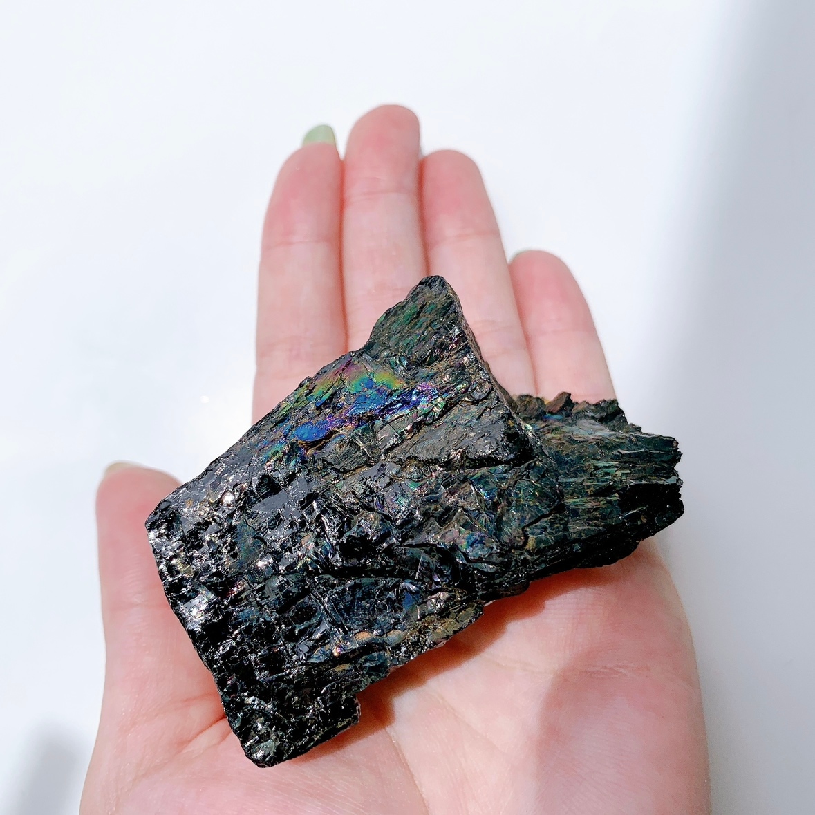 レインボーブラックトルマリン 原石 | 原石 | Crystals by Purely