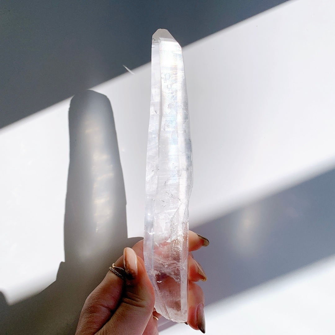 水晶　原石　ポイント　レーザークォーツ レーザークォーツ 原石 | 原石 | Crystals by Purely