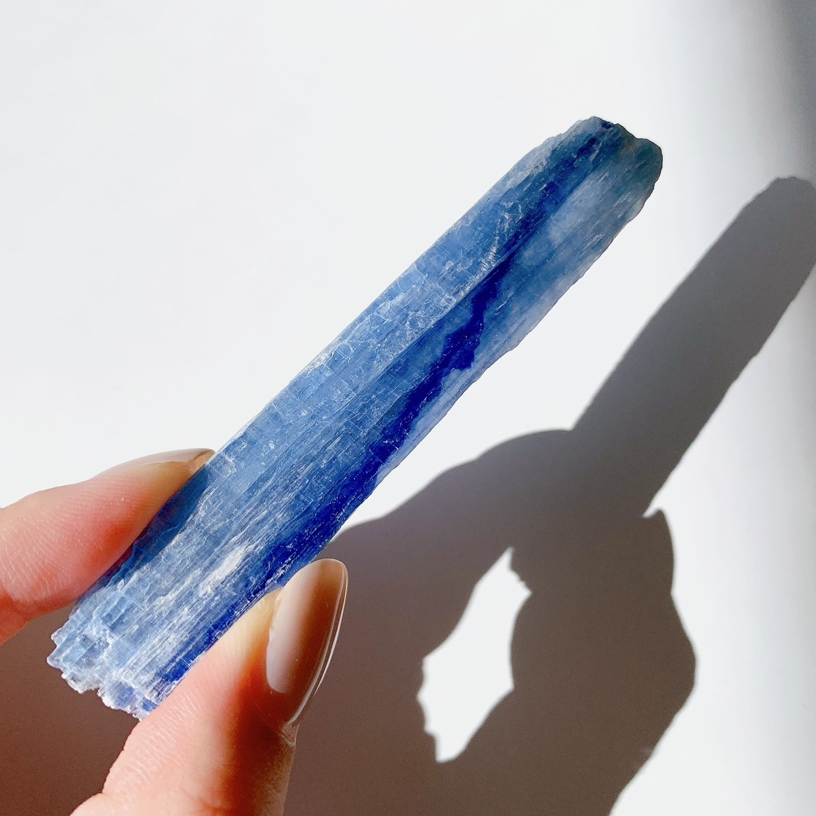 カイヤナイト 原石 | 原石 | Crystals by Purely