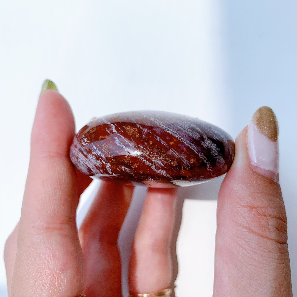 オーシャンジャスパー にぎり石