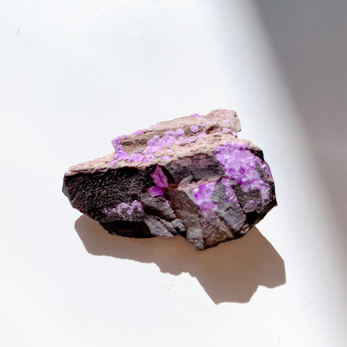 スギライト 原石 | 原石 | Crystals by Purely