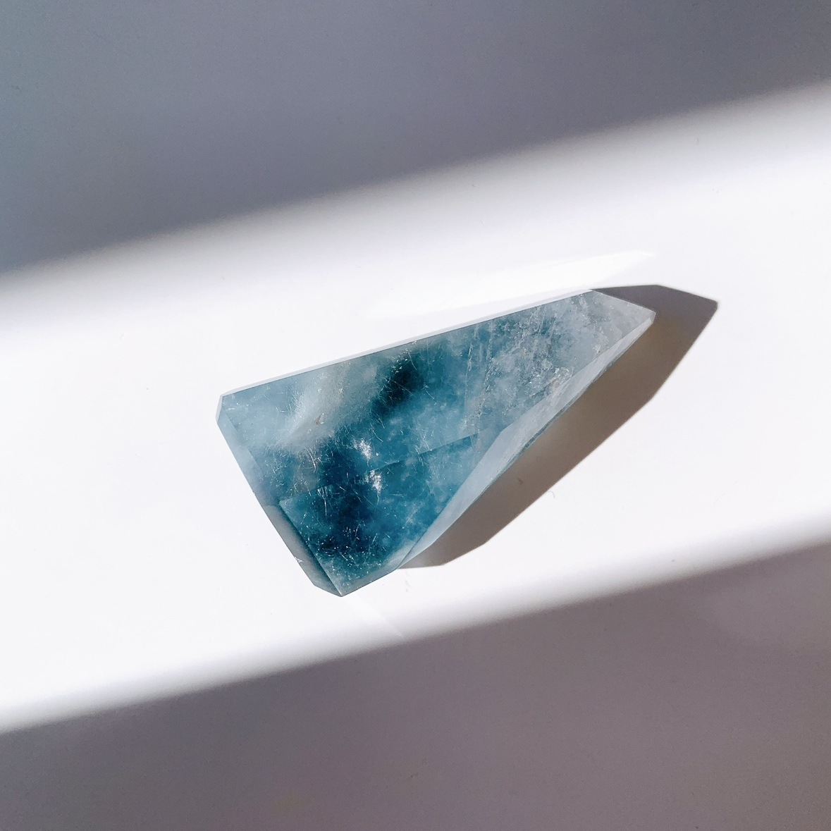 ブルーターラクォーツ ラフカットポリッシュ