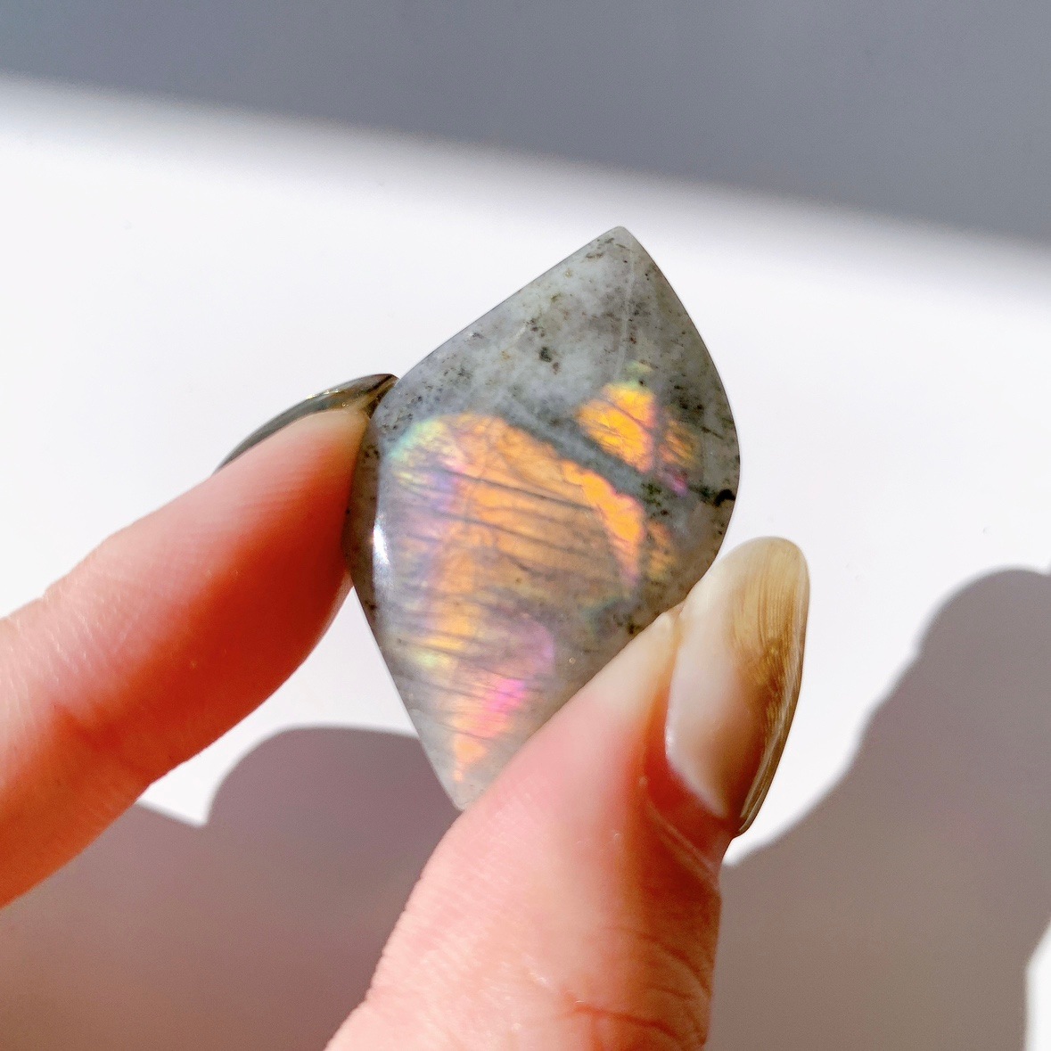 ピンクラブラドライト ポリッシュ