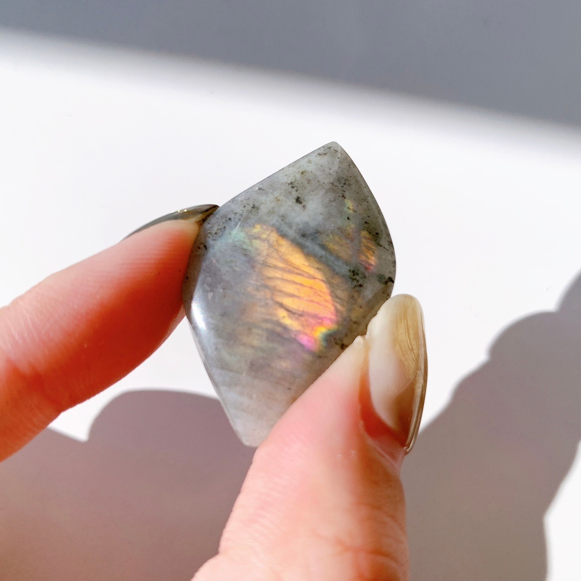 ピンクラブラドライト ポリッシュ