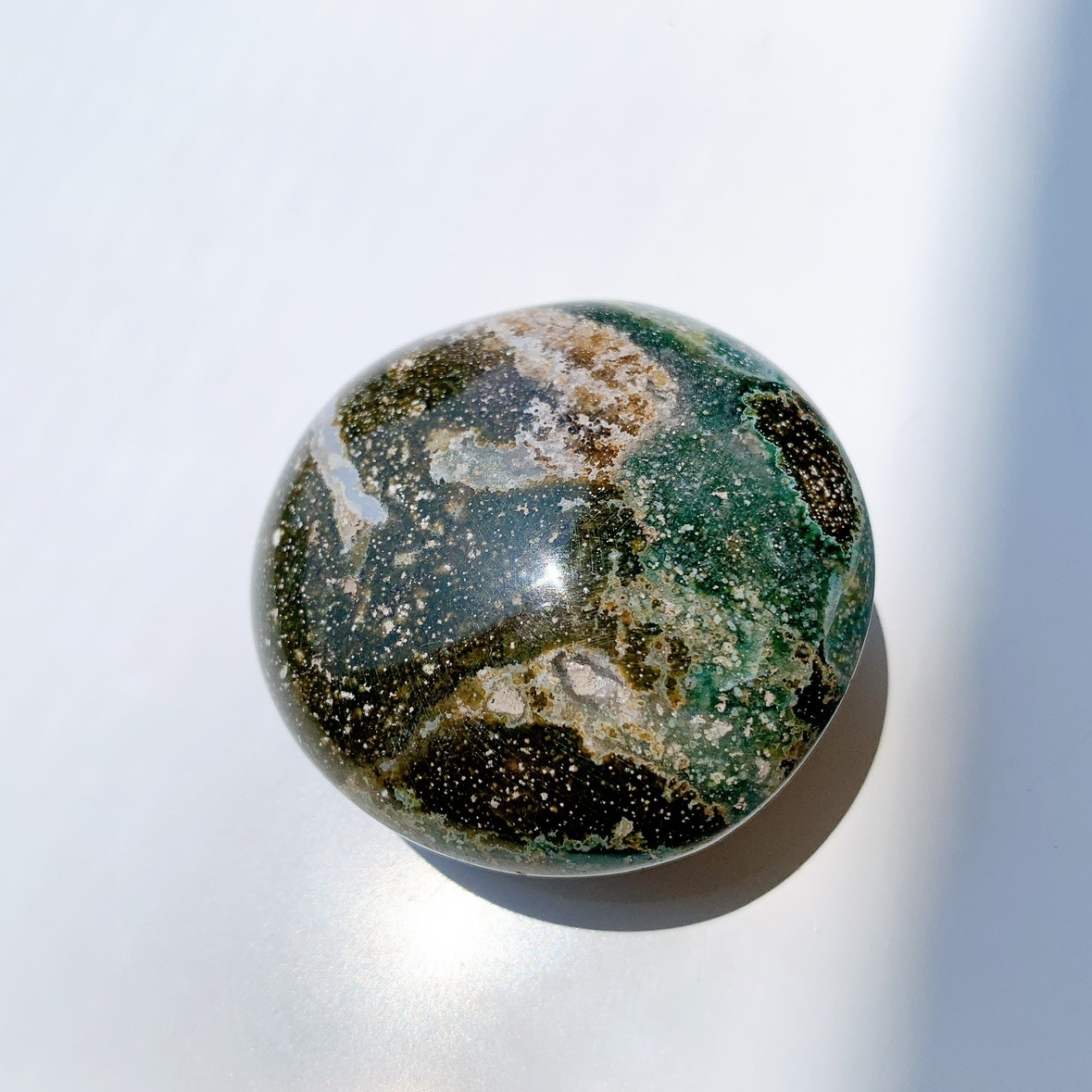 オーシャンジャスパー にぎり石