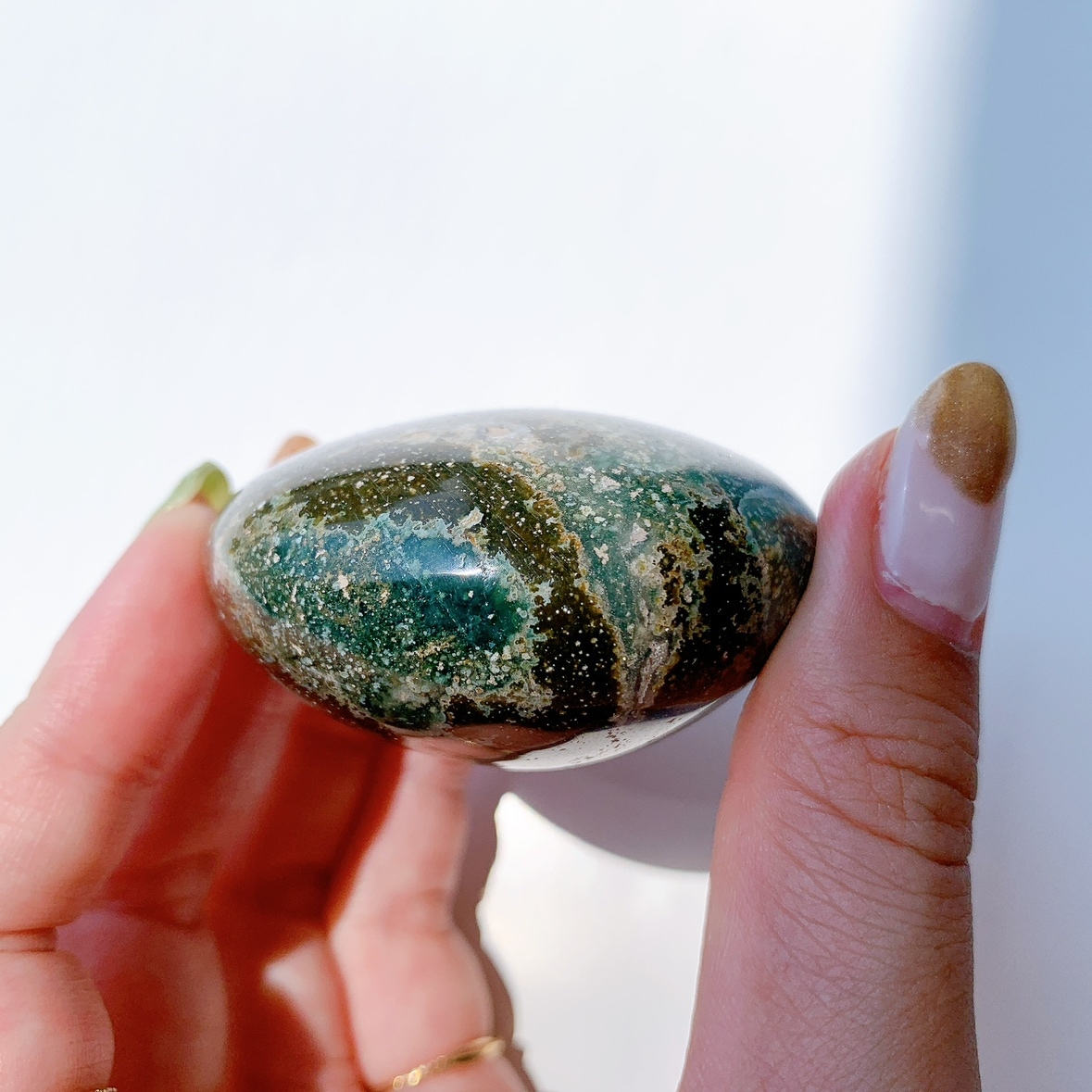 オーシャンジャスパー にぎり石