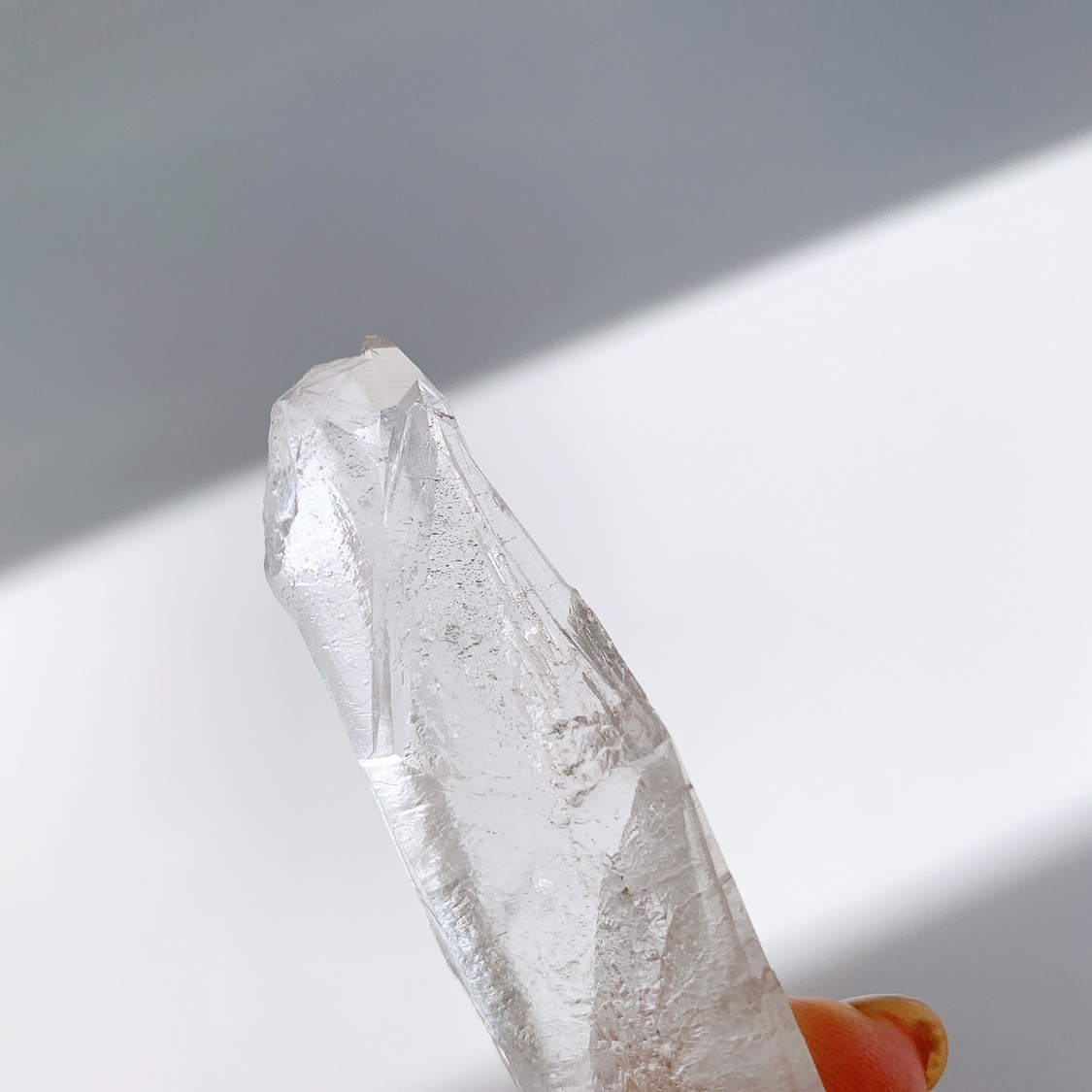 *ピュアレイ レムリアンルーツ レムリアンシードクォーツ 原石 楽天市場】レムリアンルーツクォーツ ピュアレイ 原石 29.1g : 榎本通商