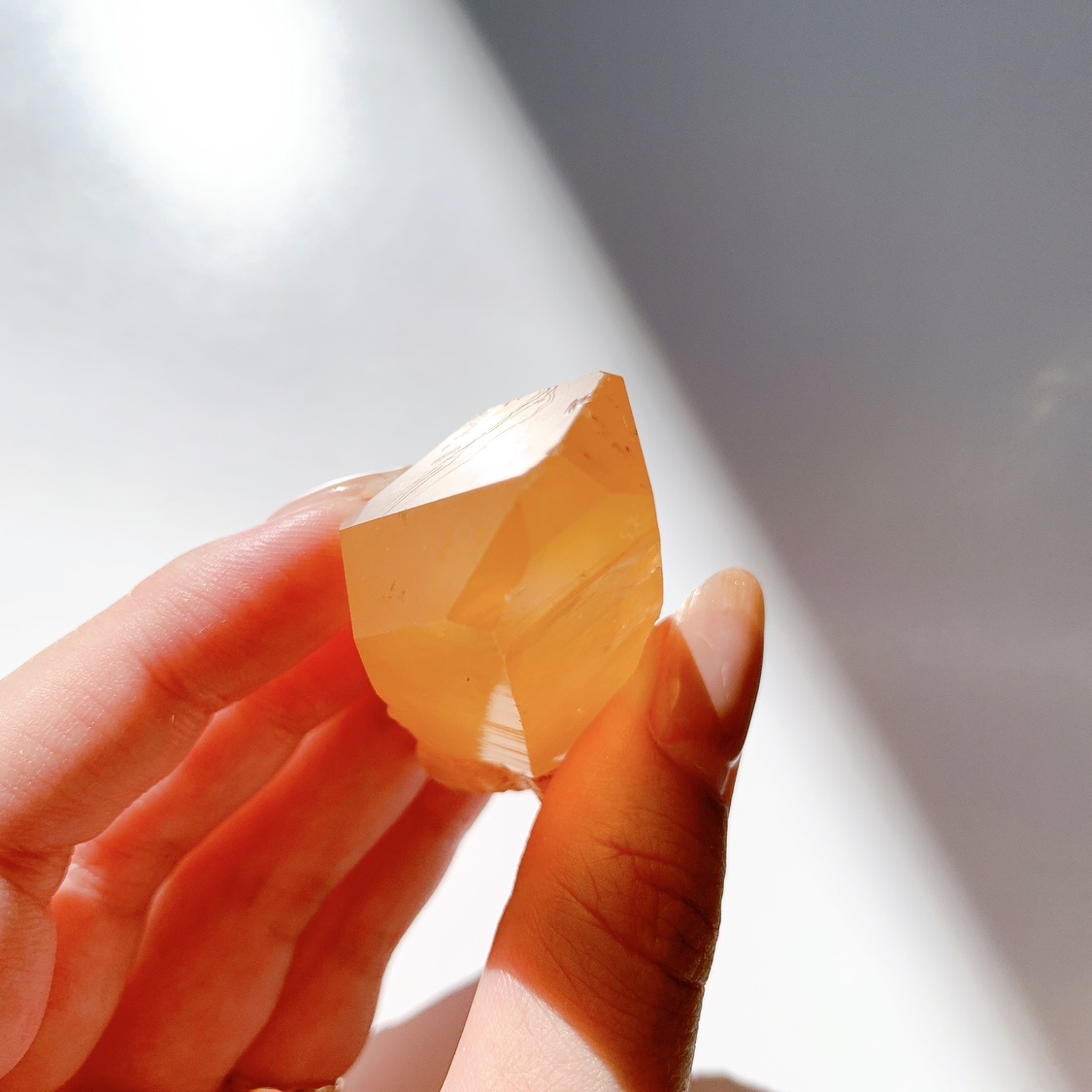 タンジェリンクォーツ 原石 | 原石 | Crystals by Purely