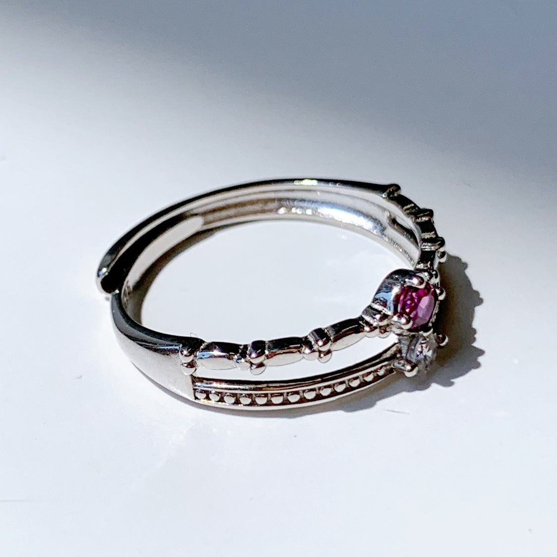 【超幻級!!】英国 ビンテージ 天然ロードライドガーネット リング 925 ロードライトガーネット リング / Rhodolite Garnet Ring