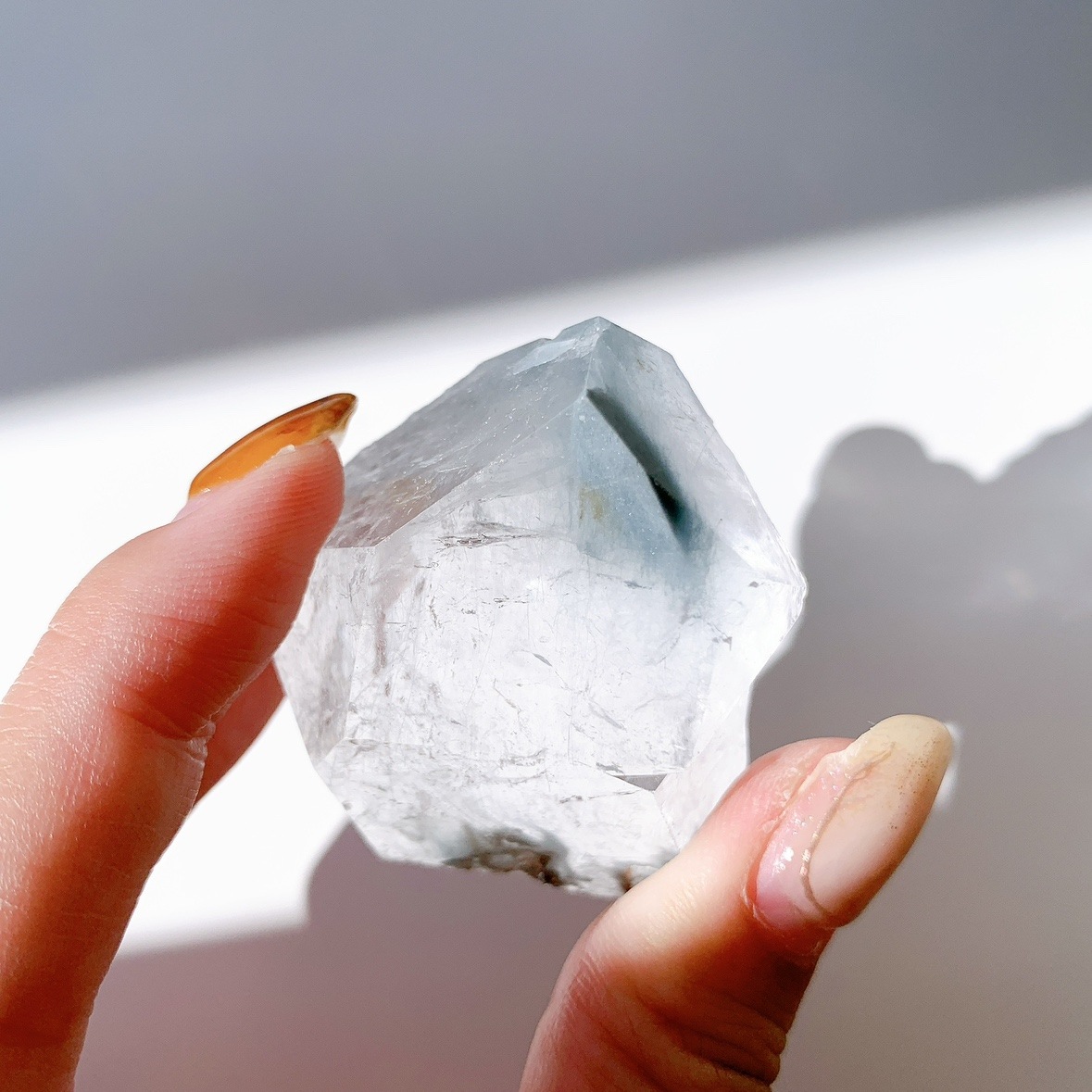 ブルーターラクォーツ ラフカットポリッシュ