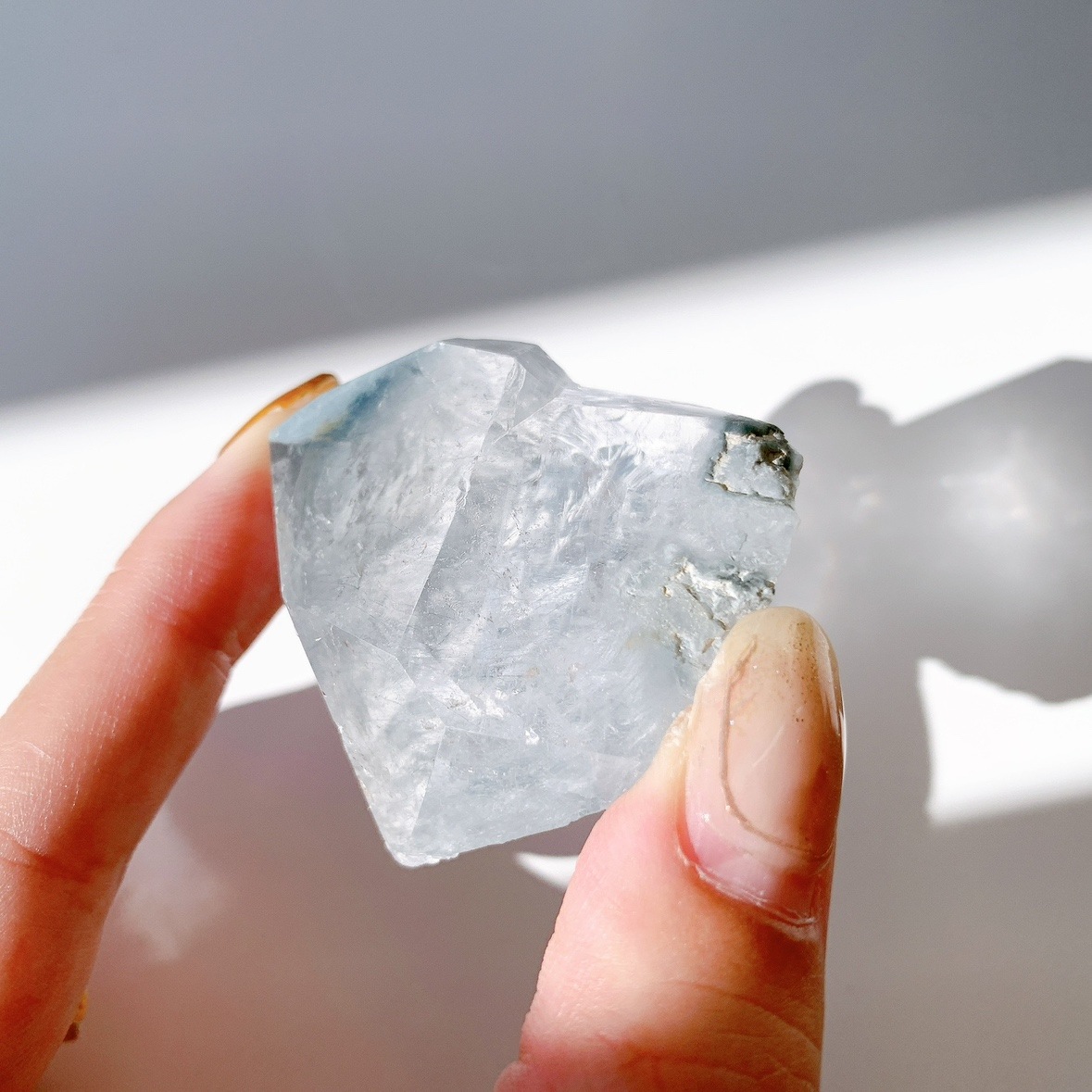 ブルーターラクォーツ ラフカットポリッシュ