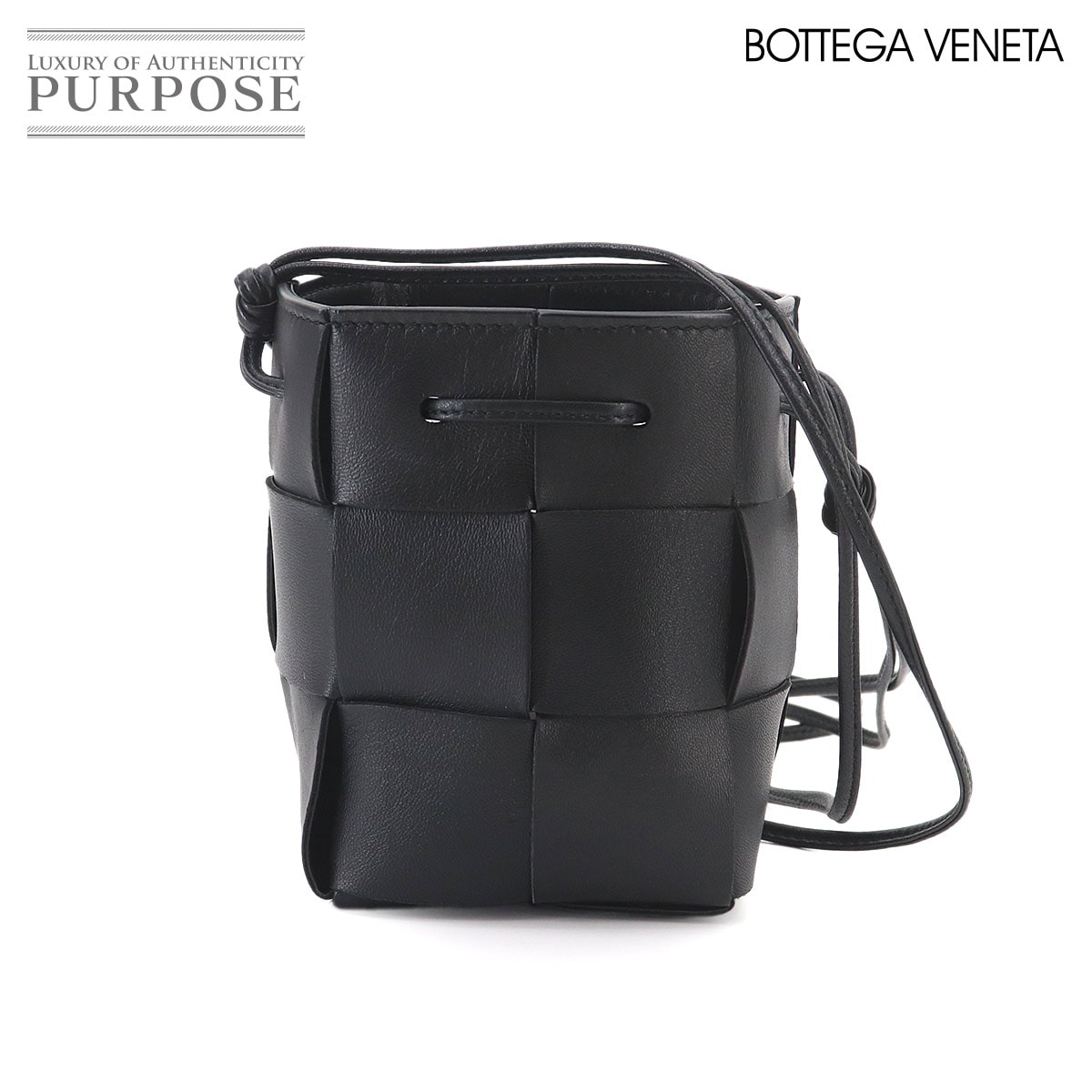 BOTTEGA VENETA イントレチャート カセット ミニ クロスボディ バケット ショルダー バッグ レザー ブラック 680217 Casette Bag ボッテガ ヴェネタ 90326957