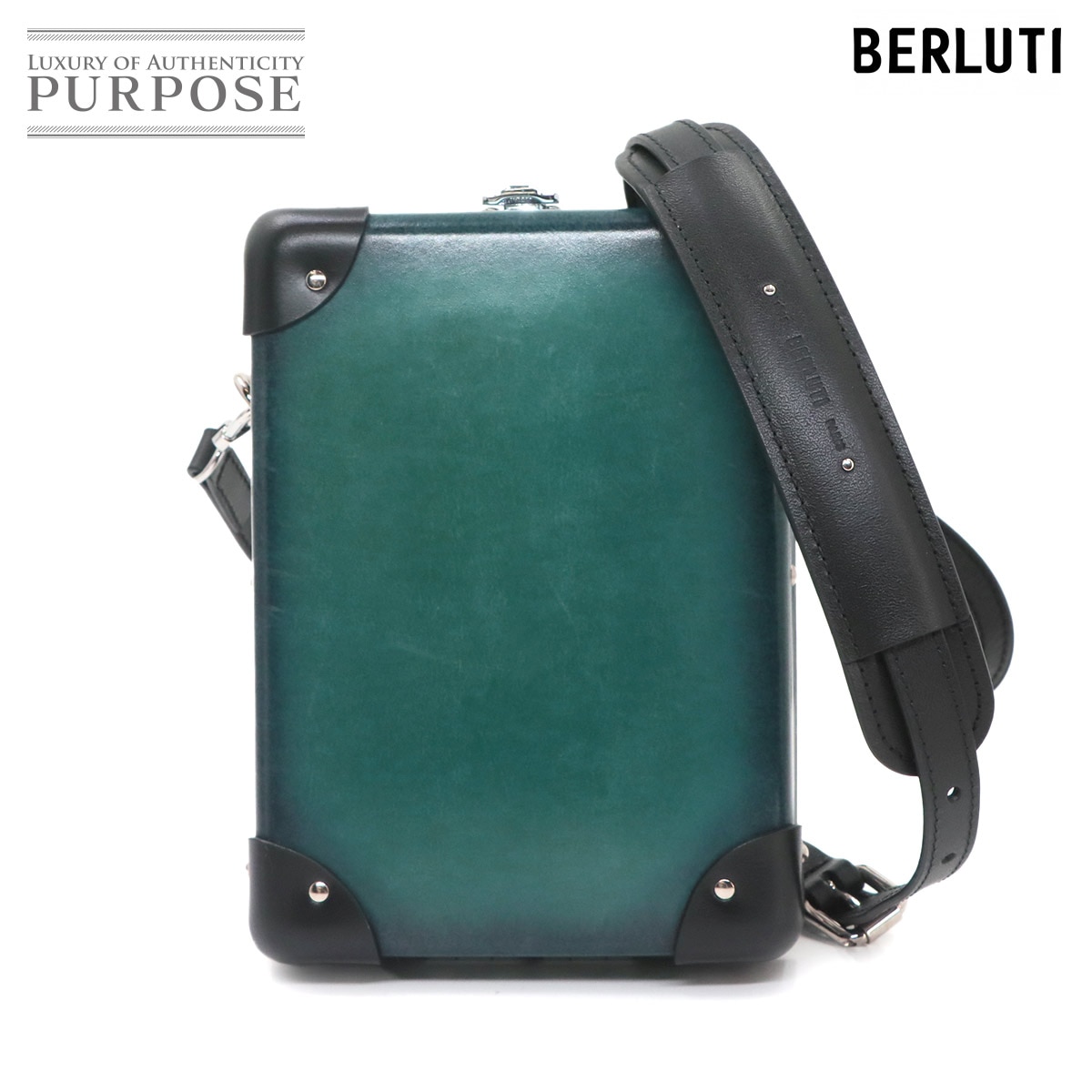 Berluti グローブトロッター コラボ センテナリー メッセンジャー ショルダー バッグ PVC レザー ブラック ブルー シルバー 金具 Shoulder Bag ベルルッティ 90333364