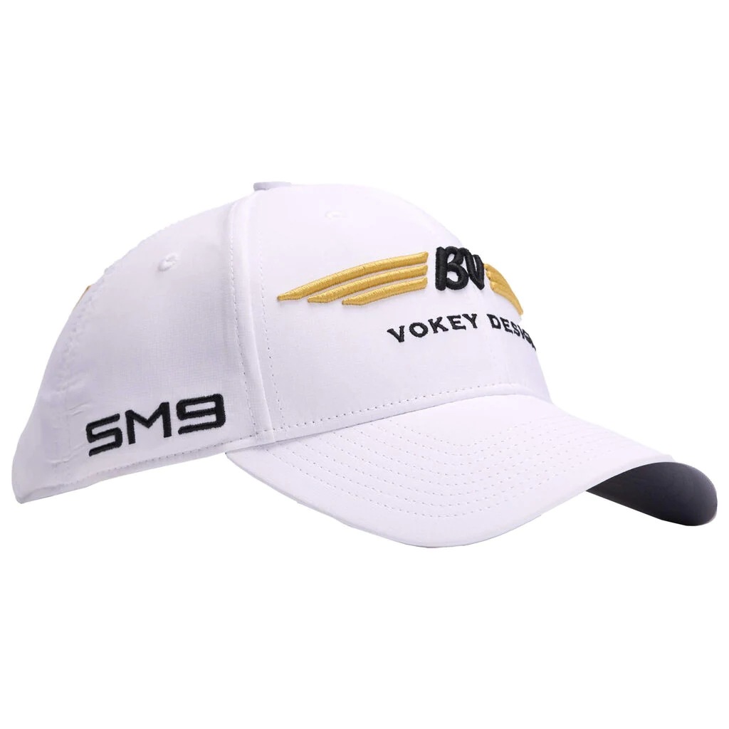 ボーケイ BVウィングス ＳＭ９ ツアーパフォーマンス キャップ ホワイト/ブラック/ゴールド  VOKEY 2022 BV WINGS SM9 TOUR PERFORMANCE CAP WHITE/BLACK/GOLD 40364