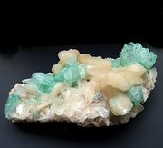 ʦǵ-(K) Fluorapophyllite-(K) 緿 Ÿ ɻ ϲʪŸ 4651
