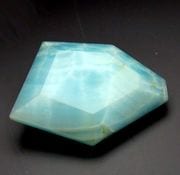 3769【裸石 ルース】上級品 エチオピアオパール 4.76ct 赤・緑・橙の