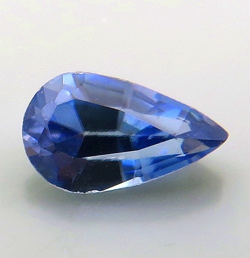 天然 ベニトアイト BENITOITE 0.18ct レアストーン ルース