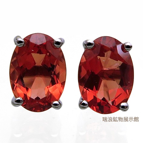 レッドアンデシンピアス 1.33ct/2 プラチナ レアストーン 珍しい赤い 