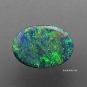 オパール 0.64ct 裸石 ルース 緑主体の遊色 オーストラリア産 瑞浪鉱物