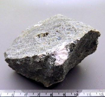 木村石-(Y) イットリウム木村石 Kimuraite-(Y) 佐賀県産 瑞浪
