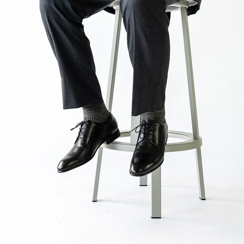 ビジネスシューズ プレーントゥ 外羽根 メンズ ブラック 黒 本革 FENI