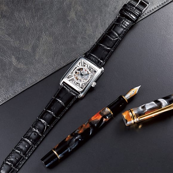 選べるノベルティ進呈！】 【最大42回払いまで無金利】 正規品