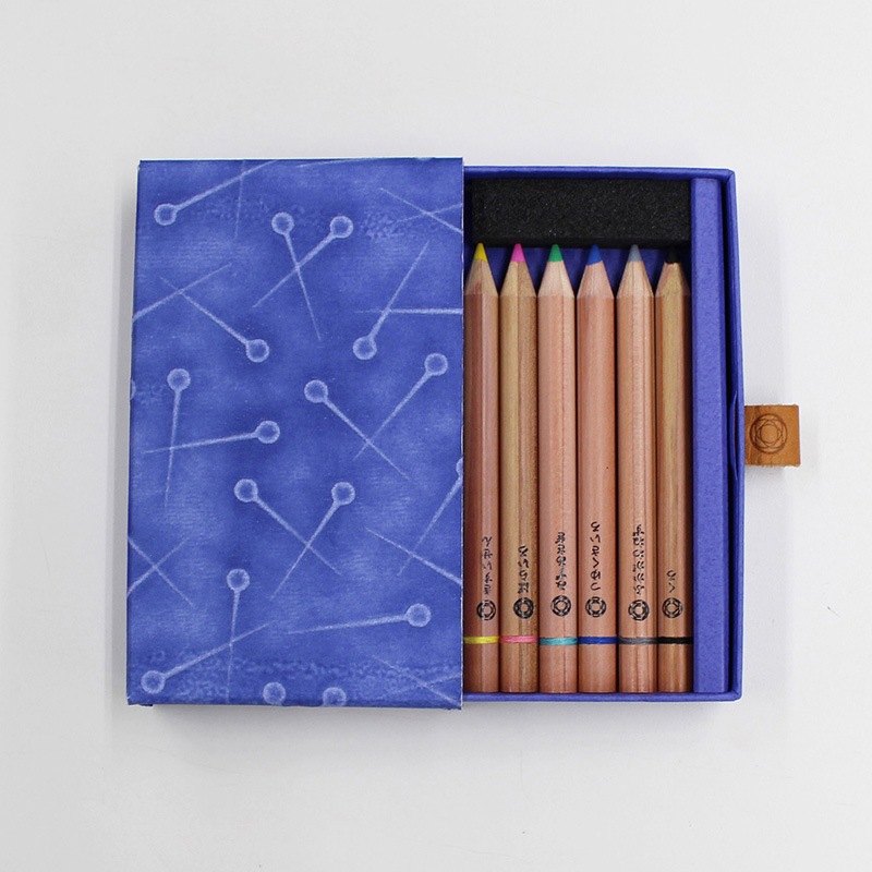 浮き紙の小箱 色えんぴつ