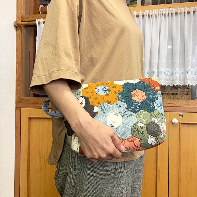 ペーパーライナーで作るヘキサゴンのビッグポーチ[USプリント]