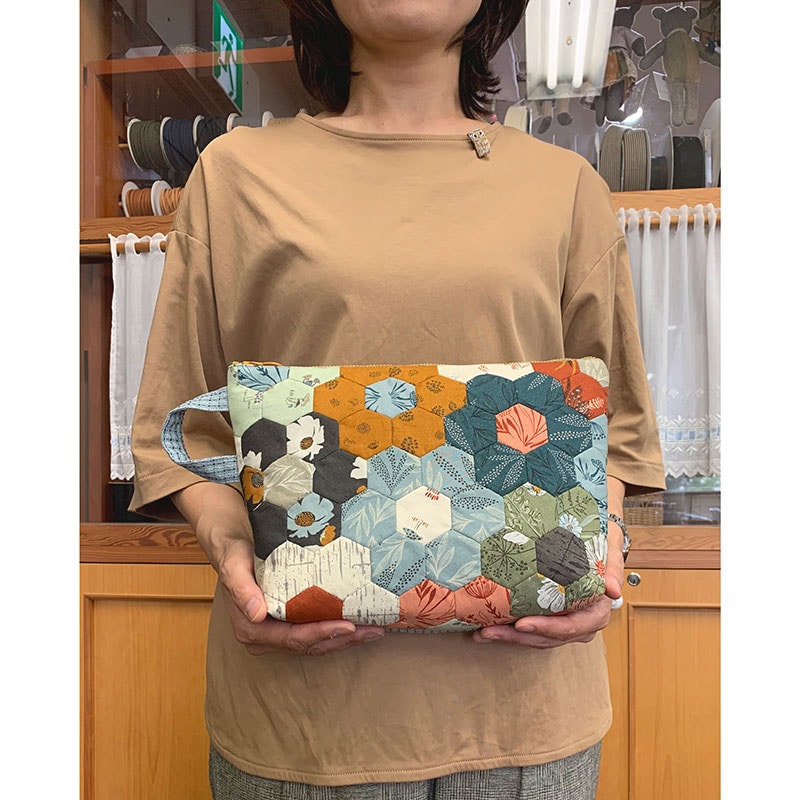 ペーパーライナーで作るヘキサゴンのビッグポーチ[USプリント]