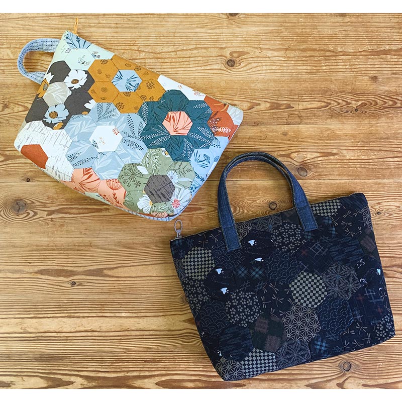 【ハンドメイド】特大サイズ！！刺し子とパッチワークのまんまるポーチ　和柄 ペーパーライナーで作るヘキサゴンのビッグポーチ[和柄プリント