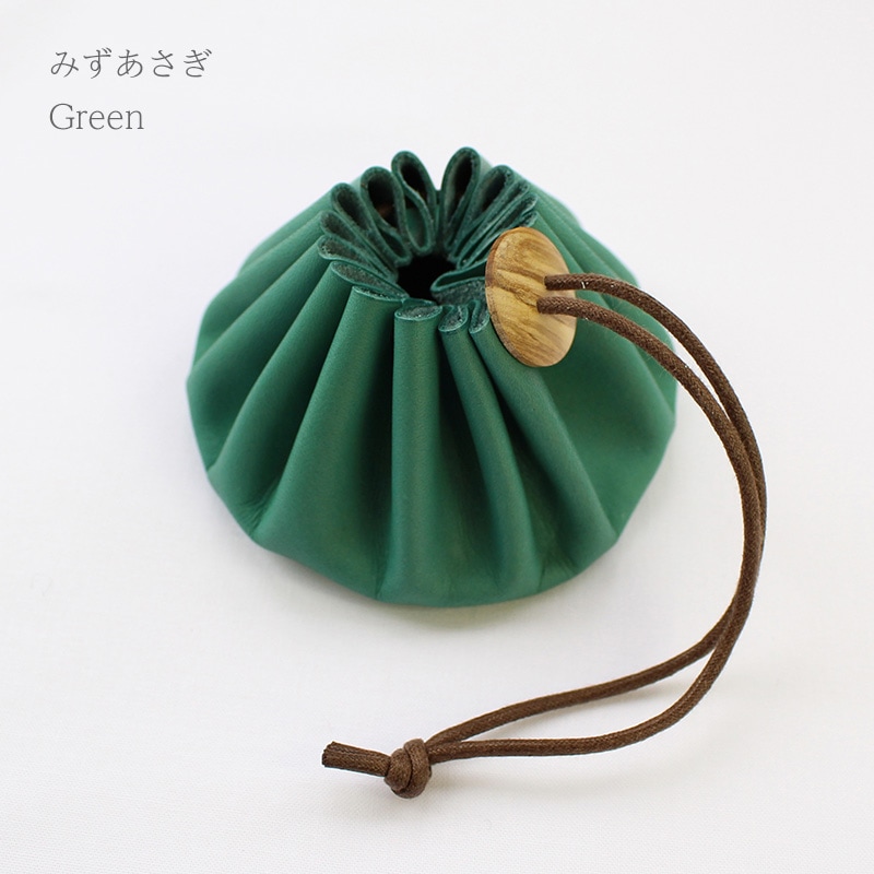 白なめし革の巾着