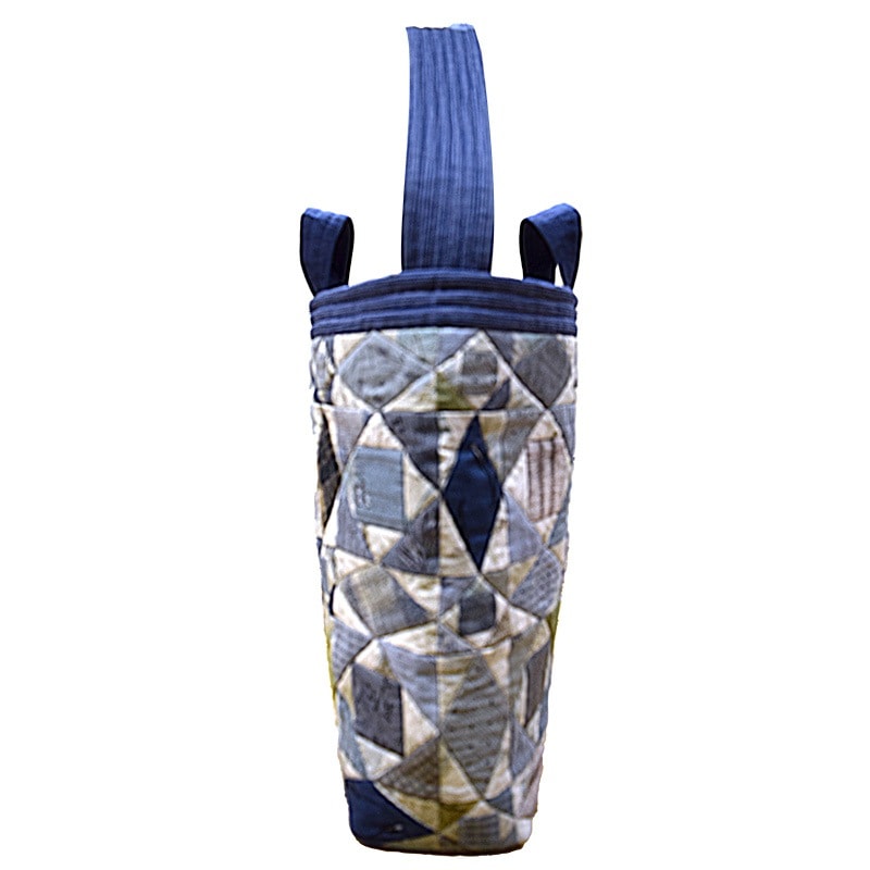 海の嵐のショルダーバッグ（作り方なし）斉藤謠子のトラディショナル・パターン掲載