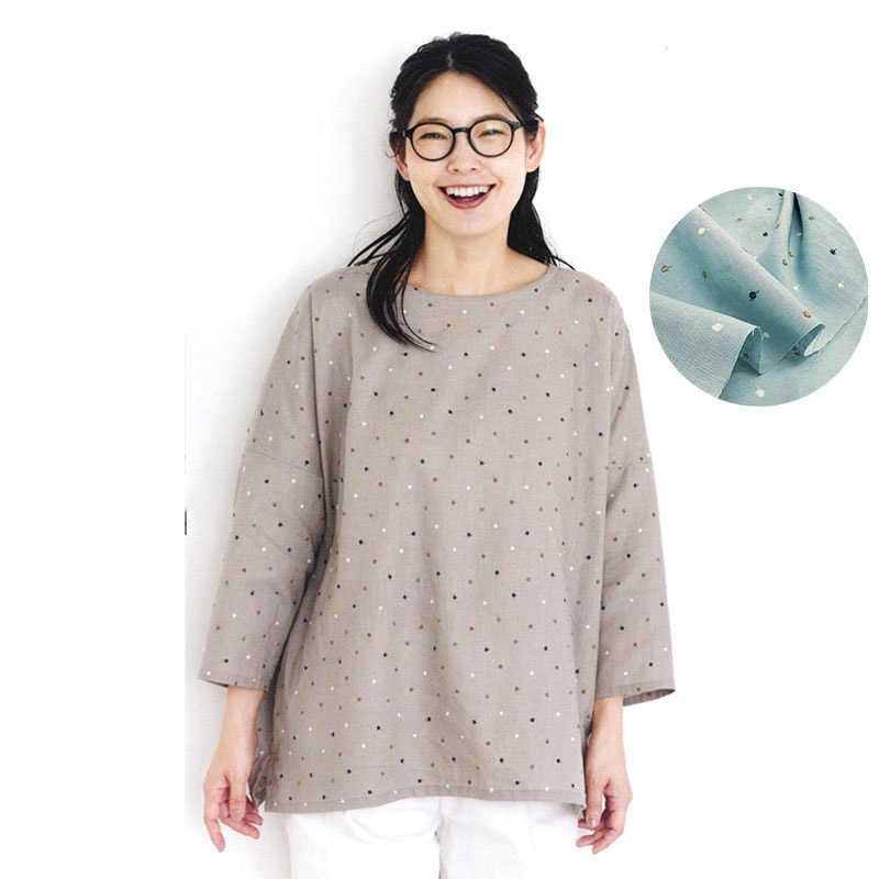 ドロップショルダーのゆったりブラウス(作り方なし)すてきにハンドメイド2025年1月号掲載