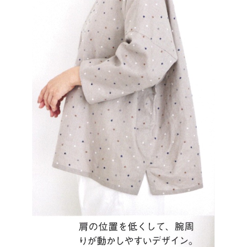 ドロップショルダーのゆったりブラウス(作り方なし)すてきにハンドメイド2025年1月号掲載