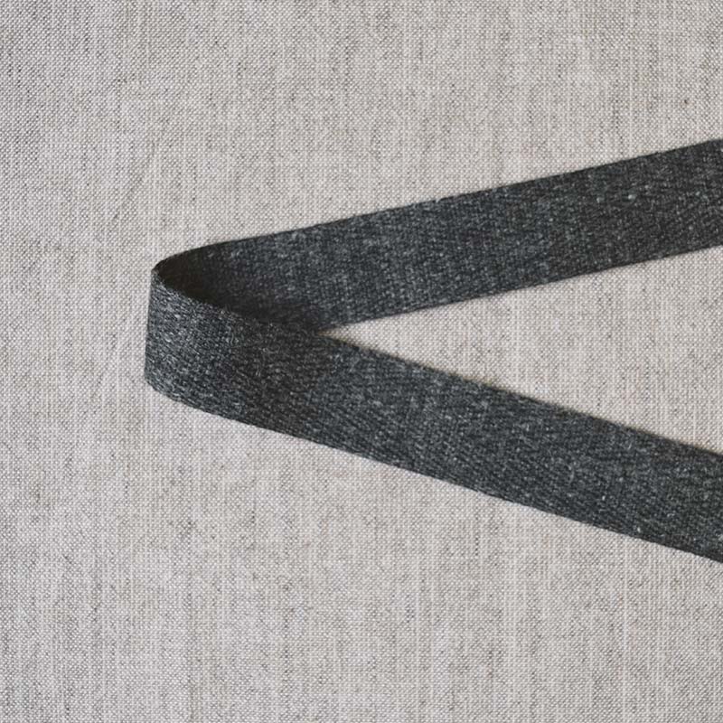 リネン混杉綾テープ 2.5cm幅    
